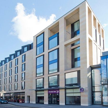 Premier Inn Edinburgh City Centre Royal Mile Exterior photo